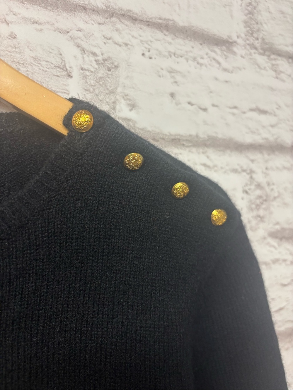 Lauren Ralph Lauren Wool Sweater Coat of Arms Crest Black size Large Preppy EUC - Picture 2 of 5